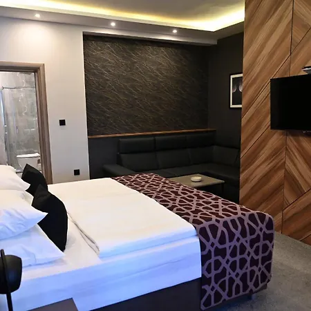 Zlatna Zita Hotel *